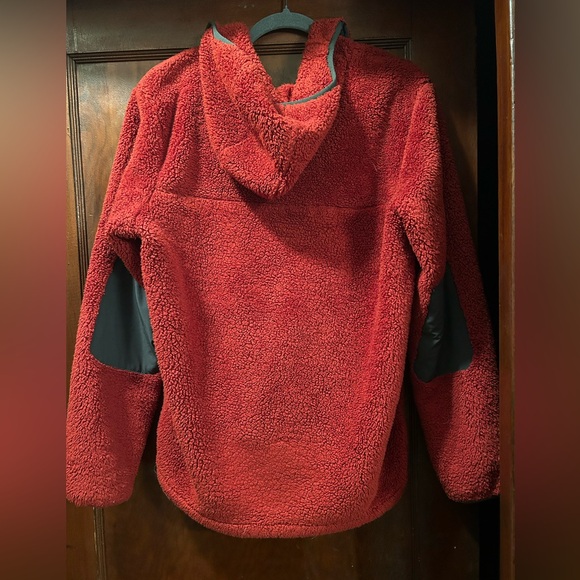 Men’s North Face Fuzzy Quarter Zip with Hood - Picture 4 of 4